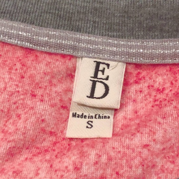 Ellen Degeneres Red & Gray Dog Christmas Embroidery Soft Pajama Shirt - Picture 7 of 9